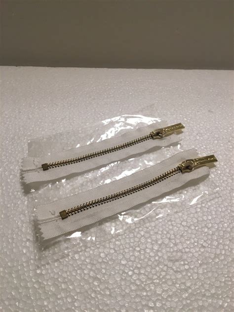 michael kors coat zipper replacement - Michael Kors repair shop.